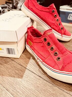 Blowfish Red Canvas Slip-On Loafers with Frayed Trim